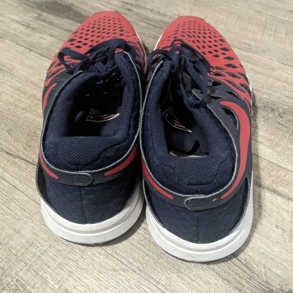 Nike New England Patriots Men's 12  Training Shoes Tom Brady Gronk Randy Moss - Picture 5 of 11